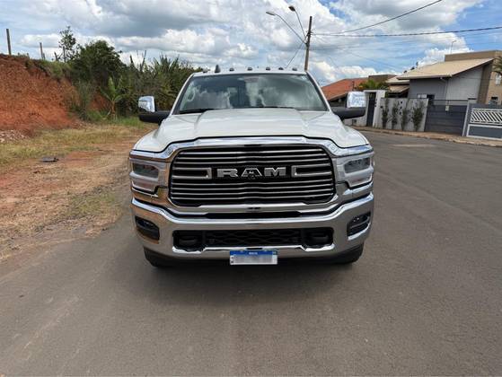 RAM 2500 6.7 I6 TURBO DIESEL LARAMIE CD 4X4 AUTOMÁTICO